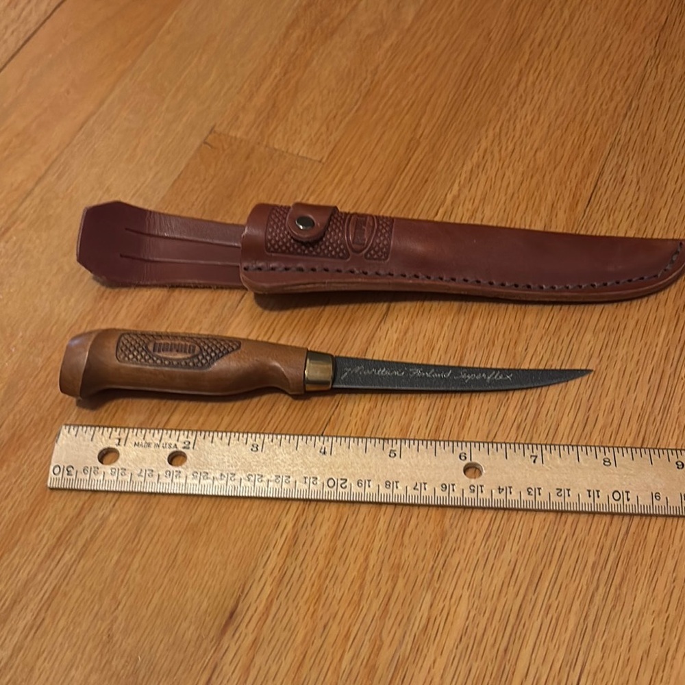Artisan Knife with Leather Sheath